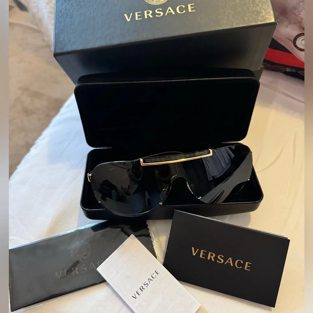 Versace VE2140 Shield Sunglasses – Gold/Black – Authentic, With Box & Papers - Picture 2 of 9